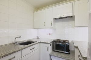 KITCHEN- click for photo gallery